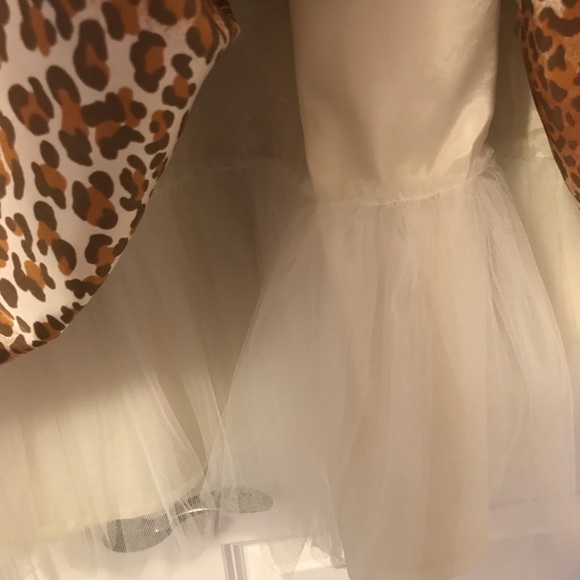 Leopard print Party dress size 4 - Picture 4 of 5